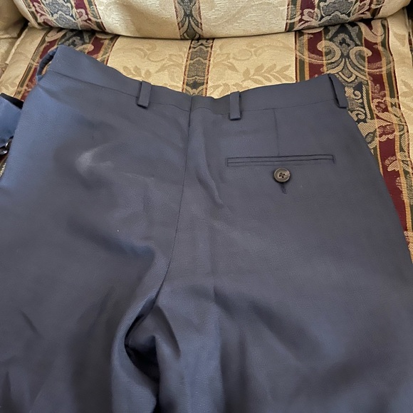 Boys Ralph Lauren navy blue suit.  With dress shirt.  Size 10r - Picture 6 of 17